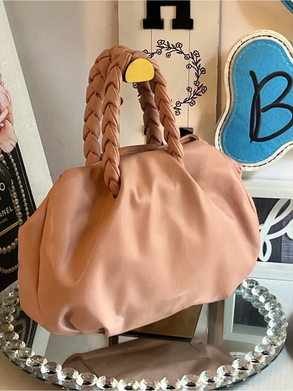 Unbranded chic blush